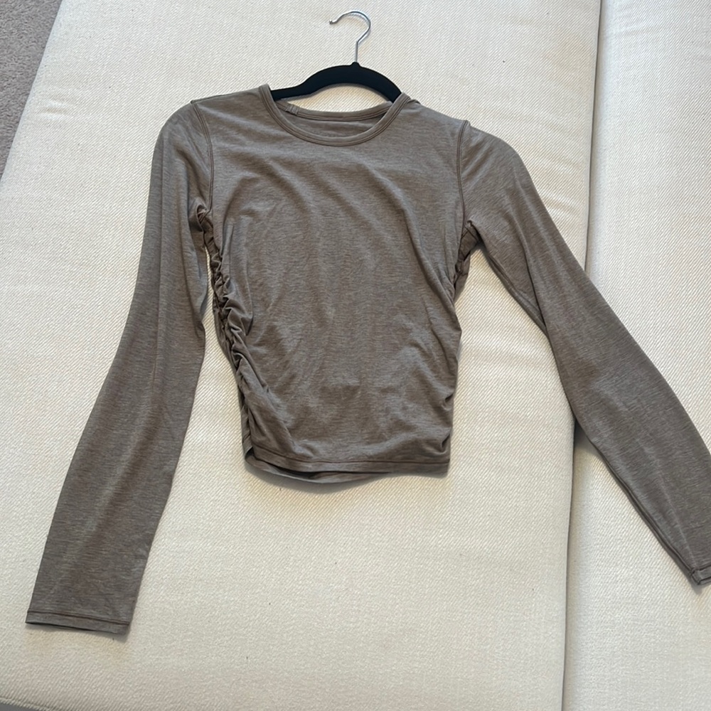 Lululemon ruched ready to rulu long sleeve